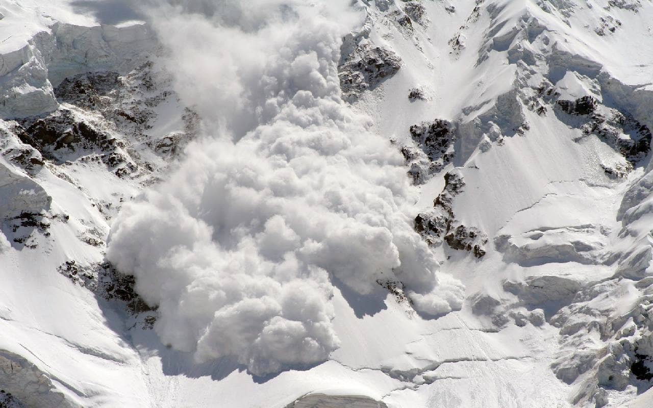 Bis Donnerstag keine Schnee-Entspannung in den Alpen – hohe Lawinengefahr bleibt!