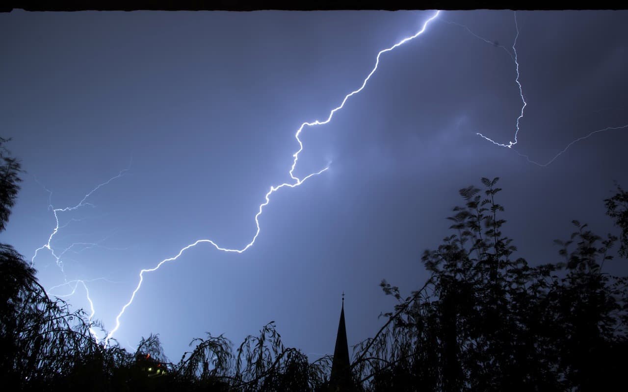 Wer zahlt welchen Unwetter-Schaden?