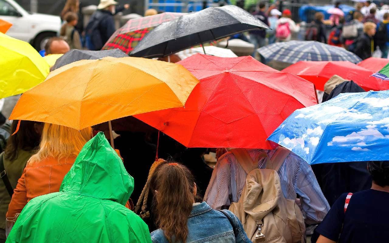 Regnerischer Norden, Auflockerungen im Südosten