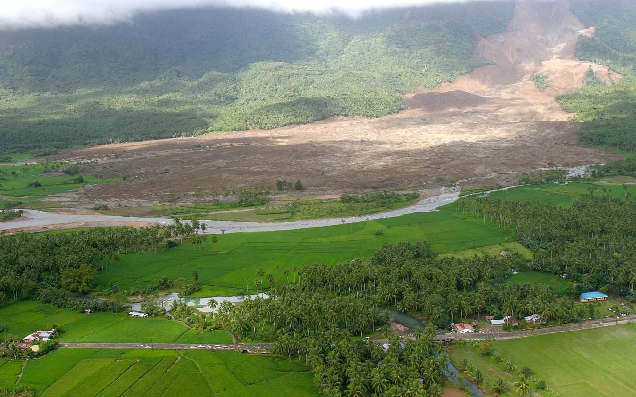 Starke Regenfälle mit Erdrutsch im Kongo