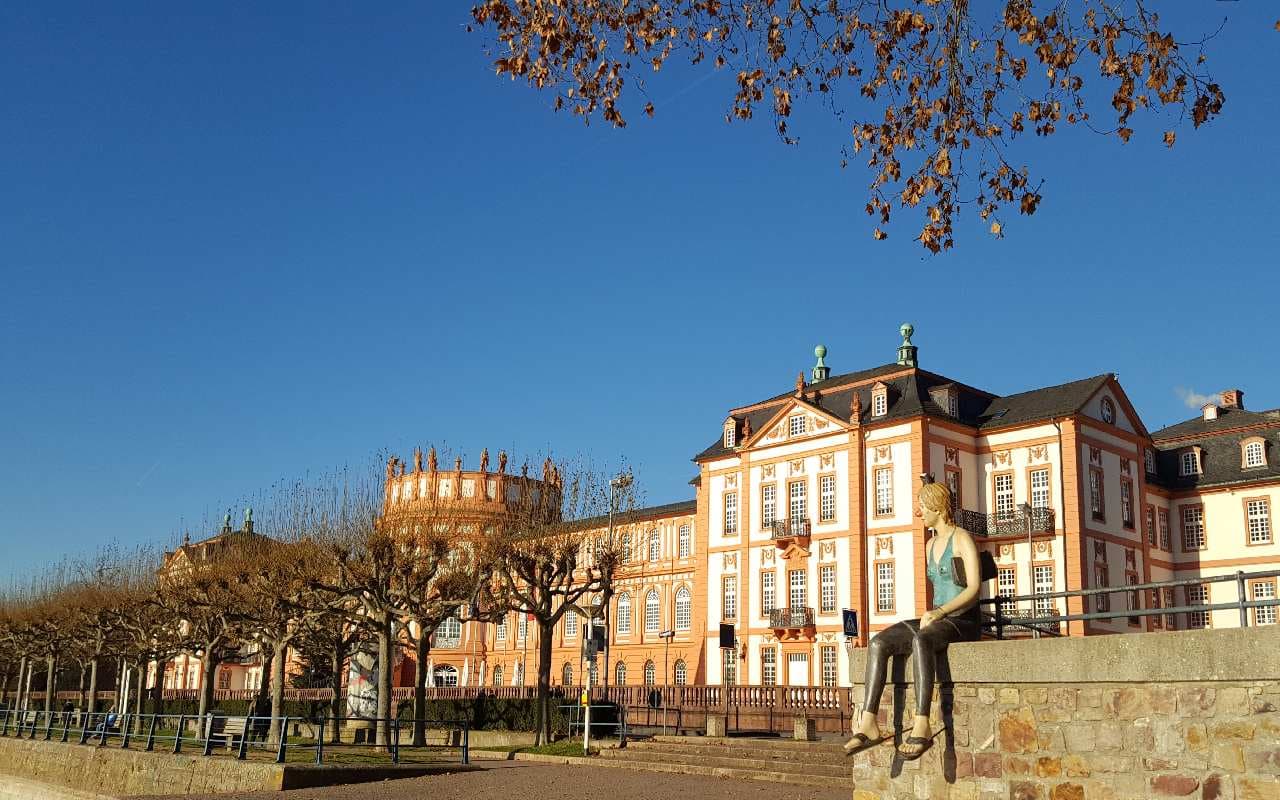 Sonne satt und zunehmend milder