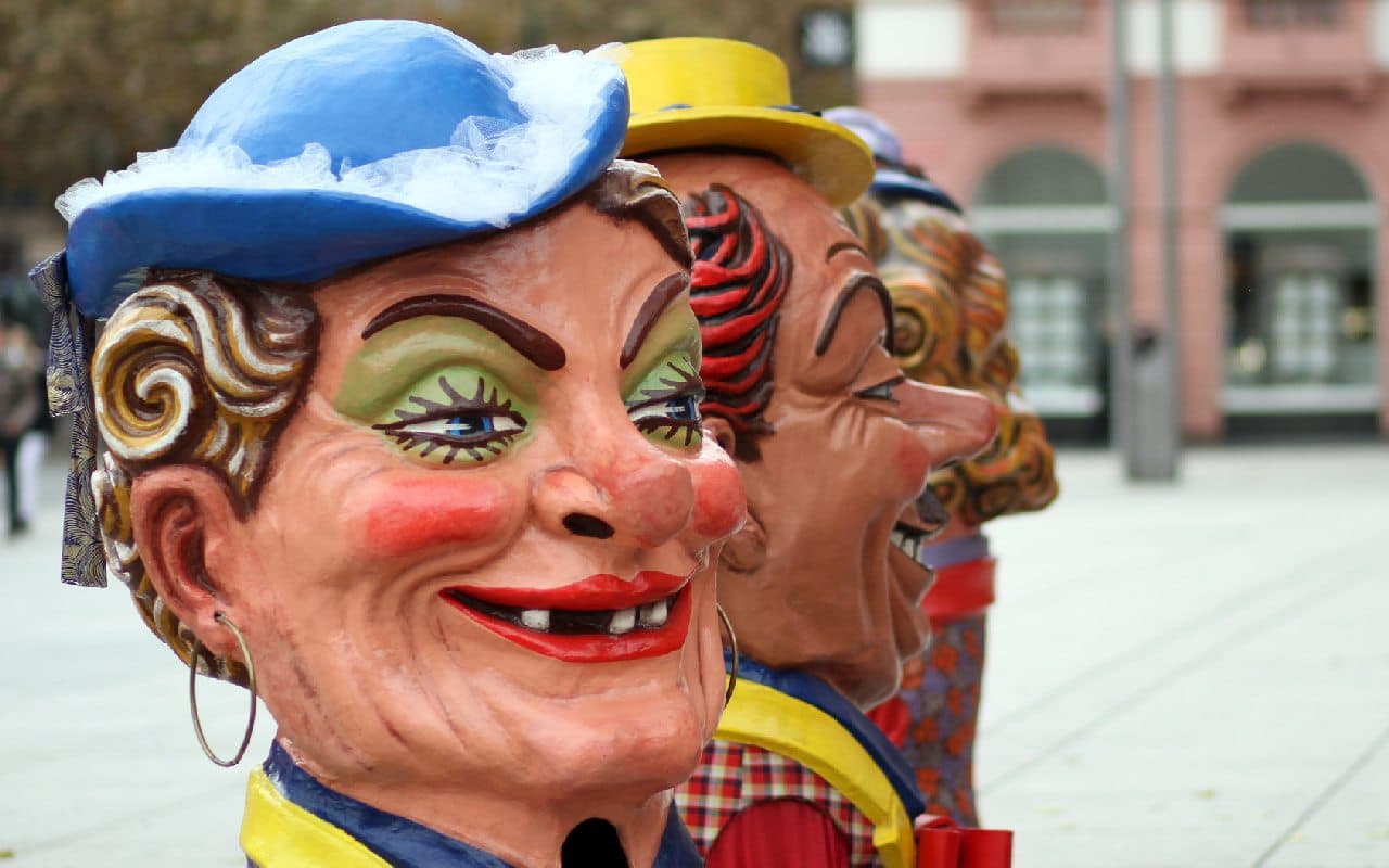 Rutschpartie am Rosenmontag