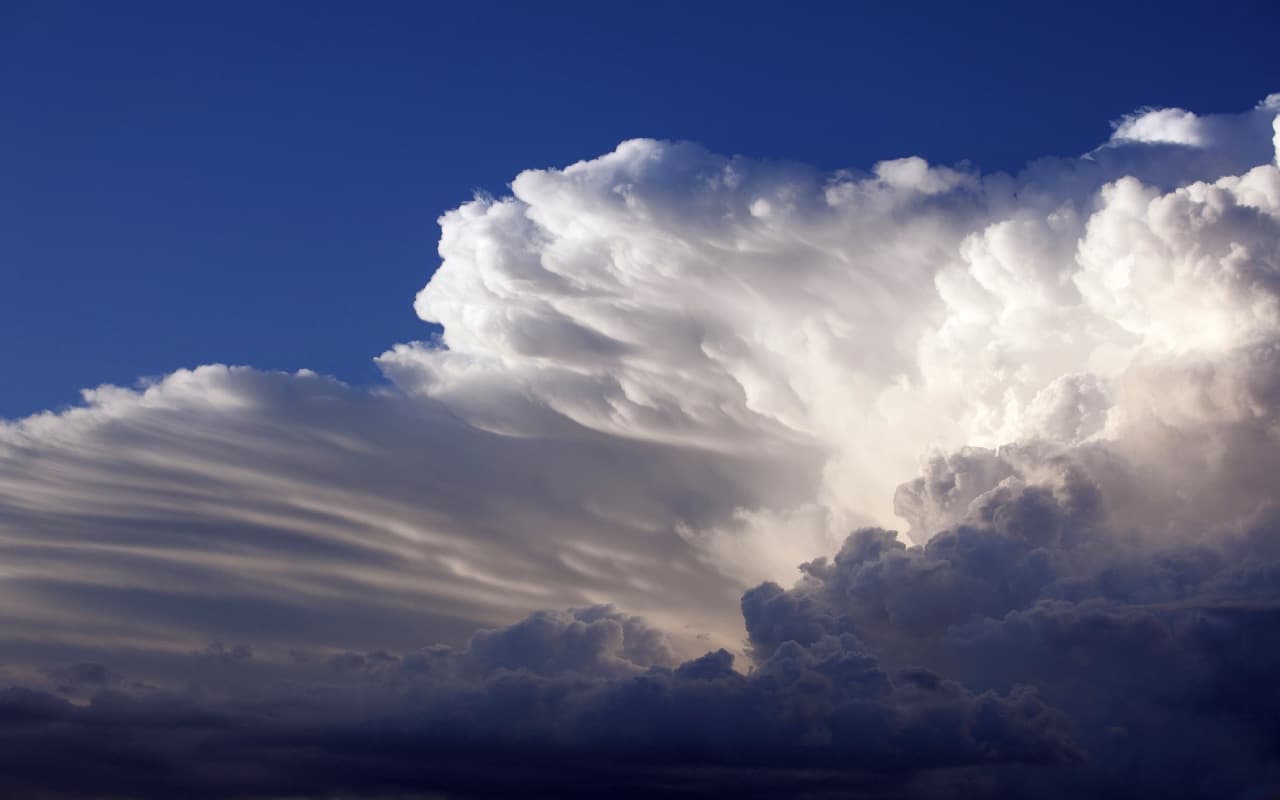 Örtliche Gewitter im Westen