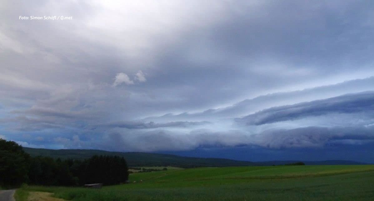 Gewitter im Nordwesten und in der Mitte: Süden bleibt sonnig