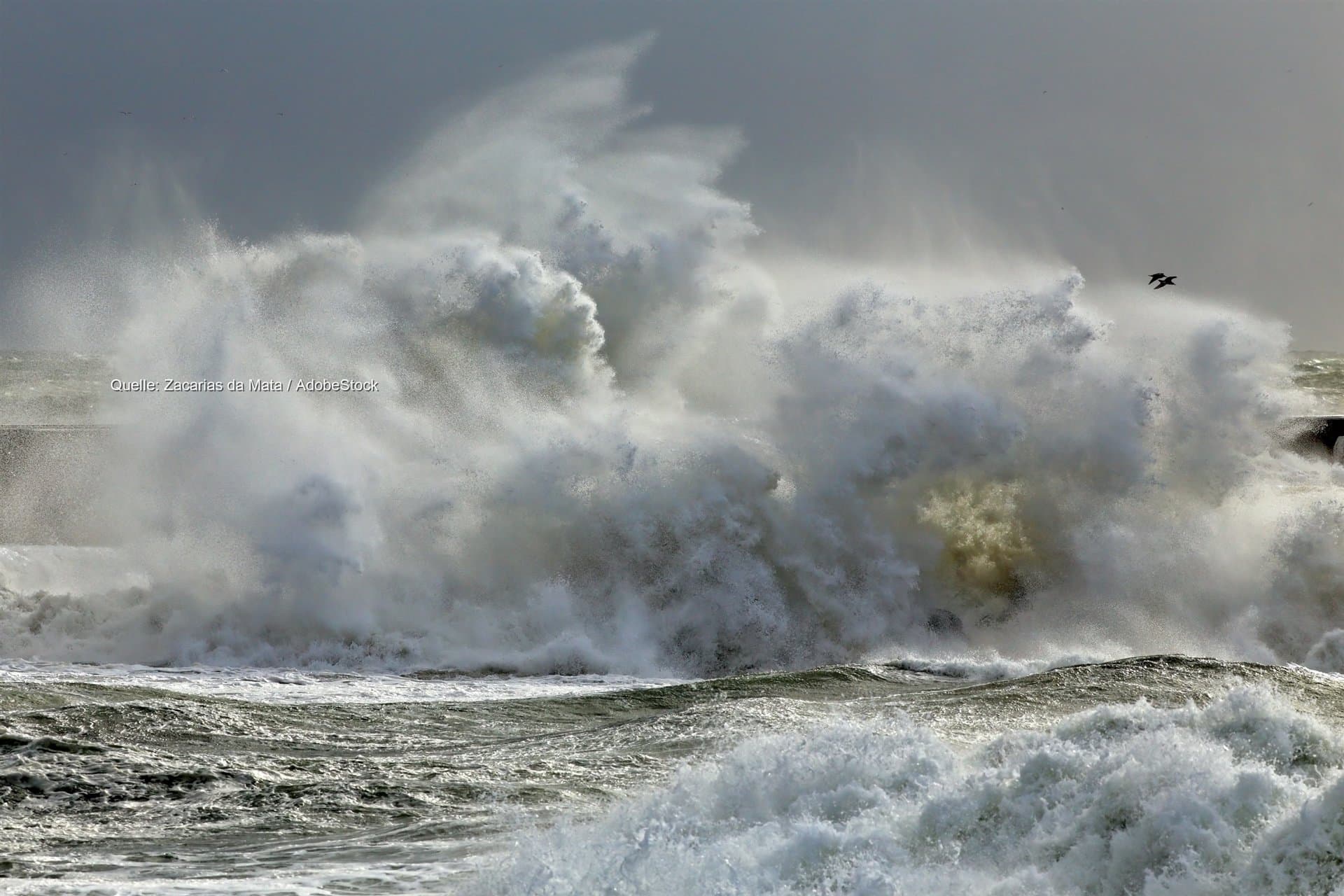 Sturm zur Zeitumstellung: An der Küste drohen schwere Sturmböen