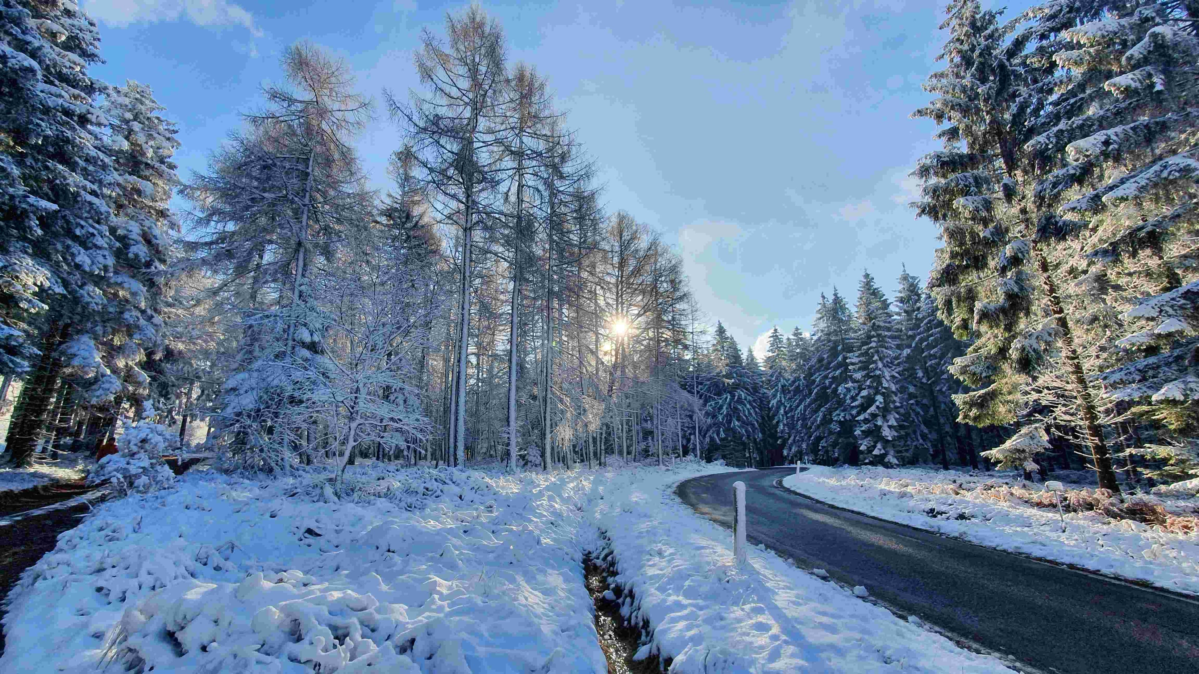 Der Frühlingswinter schlägt zu! Schnee und Frost bis ins Flachland