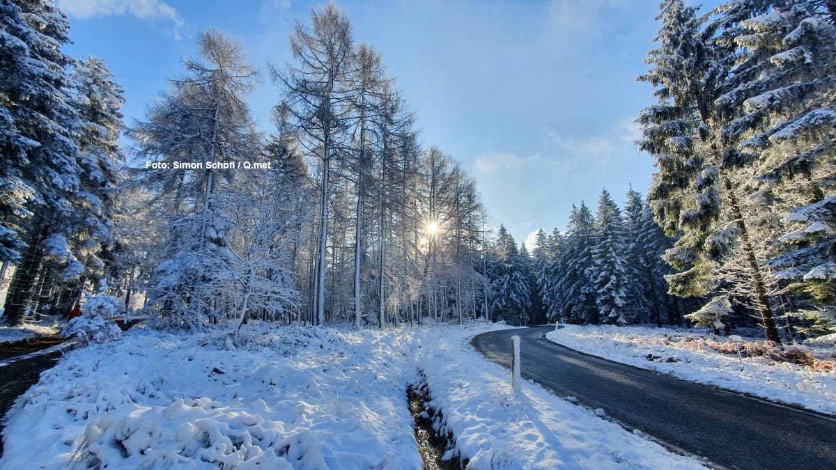 Letzte Flocken und Sonnenmomente – ein Wintertag im Wandel