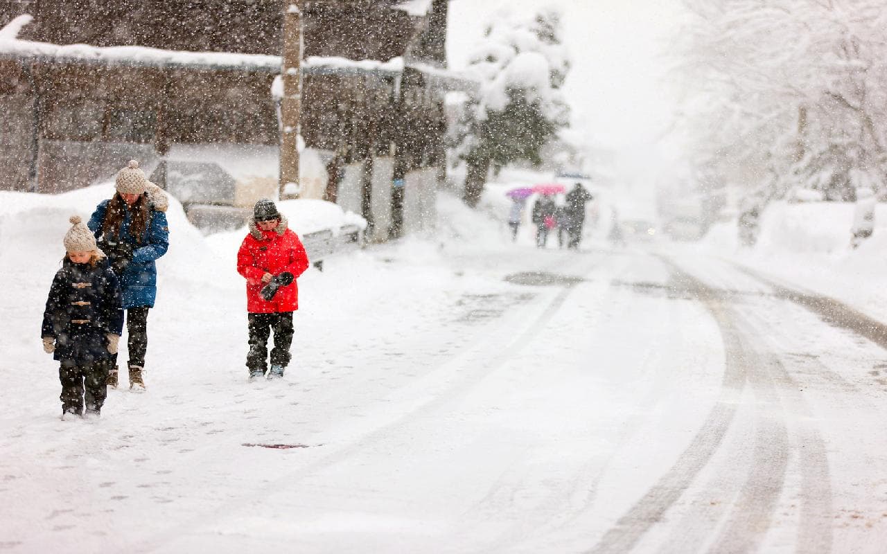 In Alpennähe weitere Schneefälle