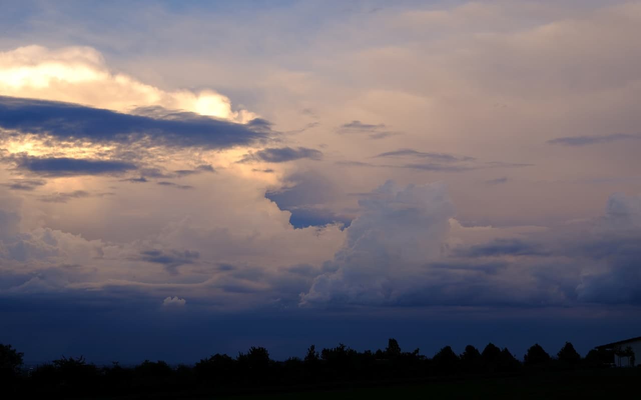 Heftige Unwetter im zentralen Mittelmeerraum