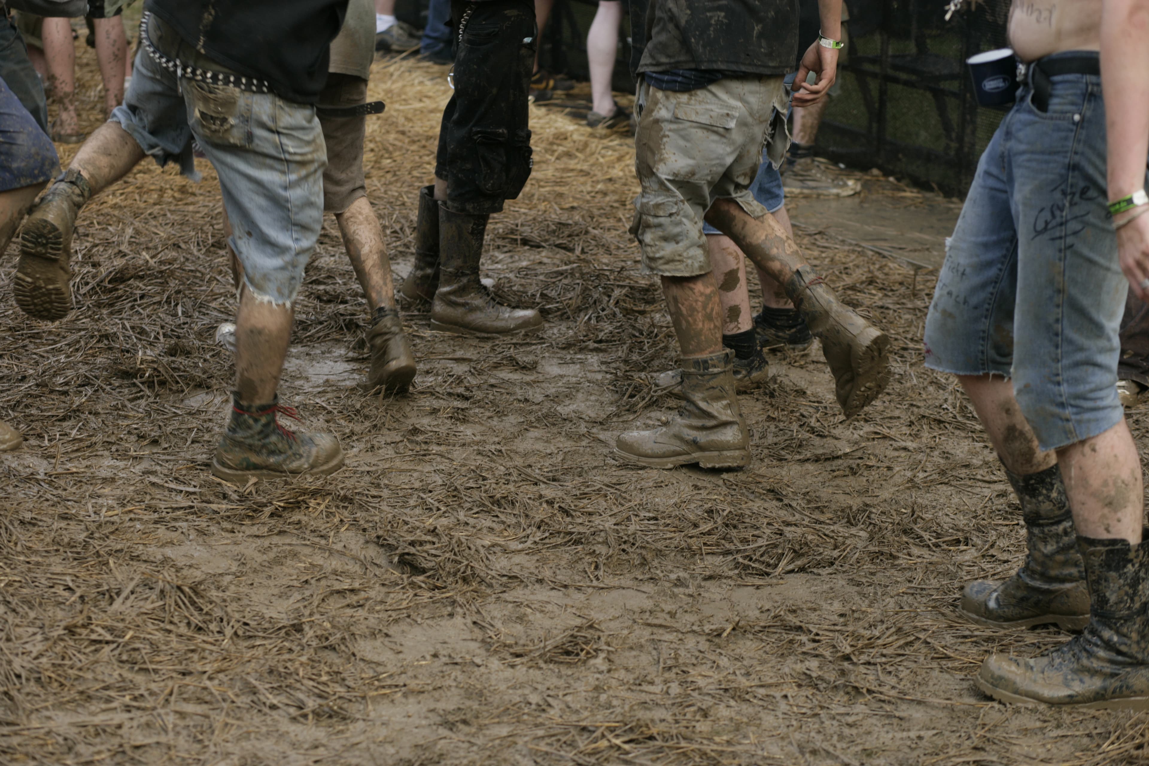 Wasser- und Schlammschlacht bei Rock am Ring