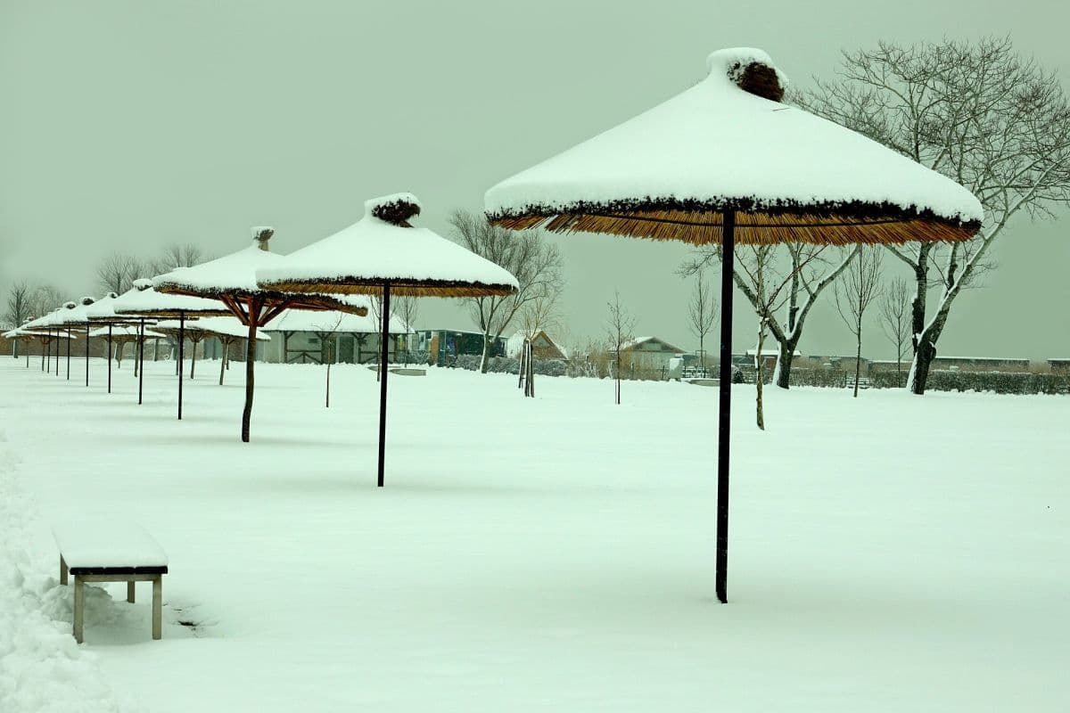 Wetterchaos mit Schnee, Sturm und Starkregen in Südosteuropa