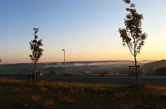 Meist sonniger Tag, lokal zäher Nebel